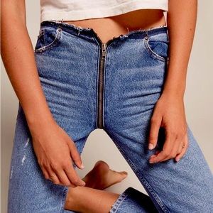 HP✨: REFORMATION zipper jeans